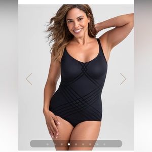 HoneyLove Silhouette Cami, shaping